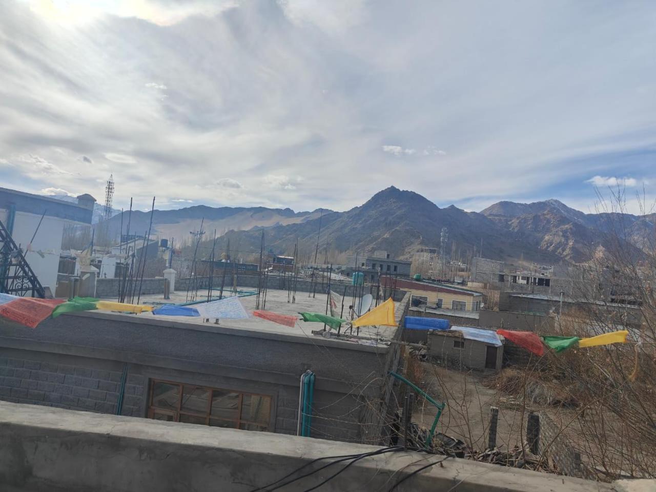 Hotel Lonchay Residency Leh Dış mekan fotoğraf
