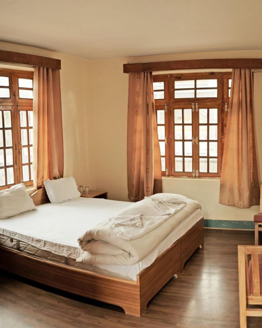 Hotel Lonchay Residency Leh Dış mekan fotoğraf